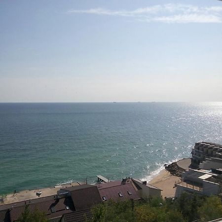 Holiday Home Sauvignon Odesa Exterior photo